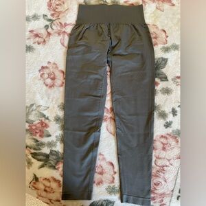 HALARA Women's Charcoal Leggings